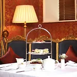Lough Rynn Castle