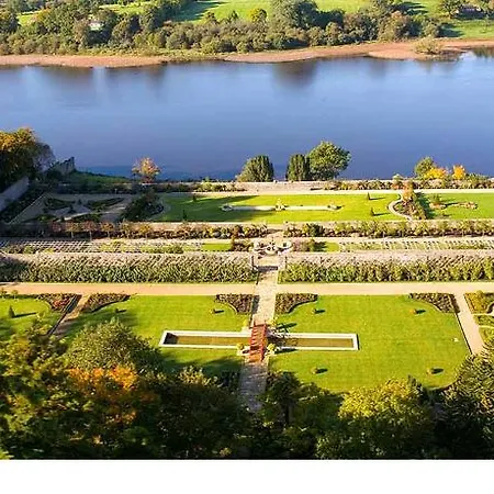 Lough Rynn Castle 4* 모힐