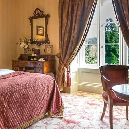 Lough Rynn Castle