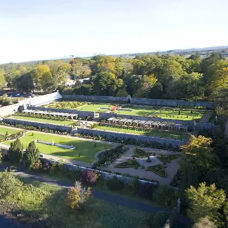 Lough Rynn Castle 호텔 4*