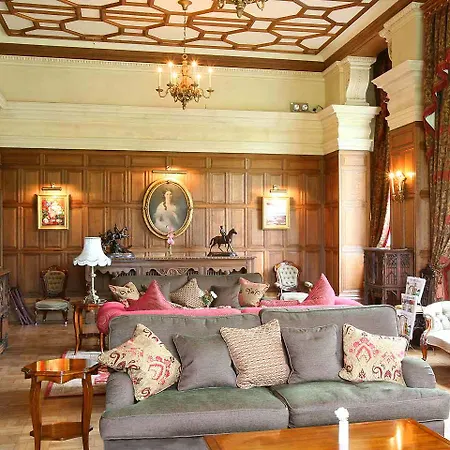 Lough Rynn Castle 4*