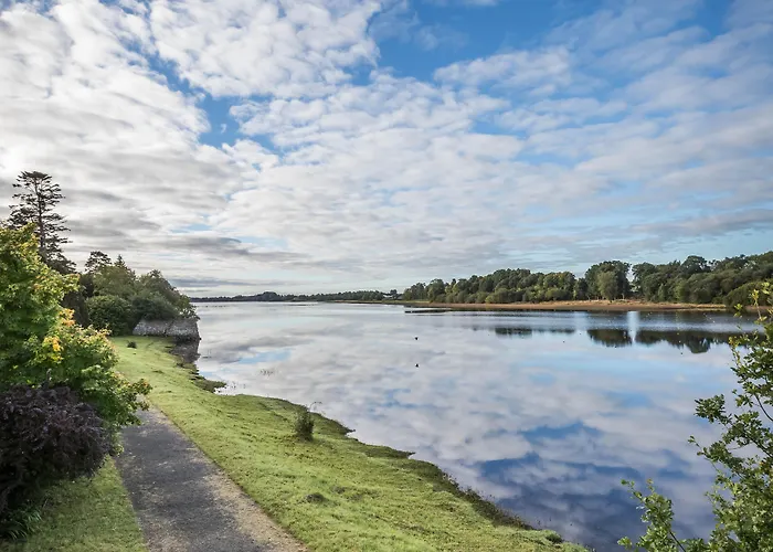호텔 Lough Rynn Castle 모힐
