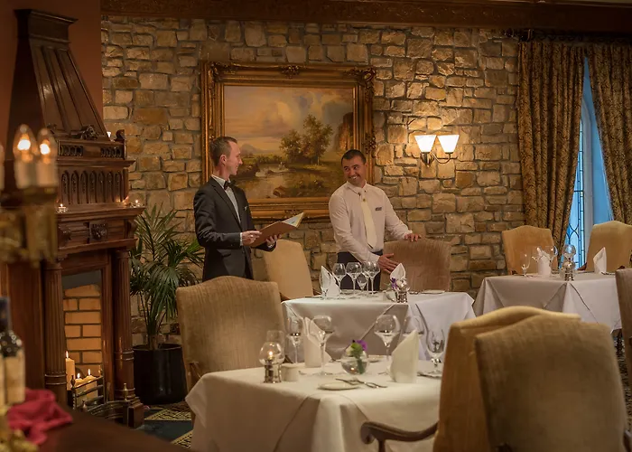 Lough Rynn Castle 호텔 4*