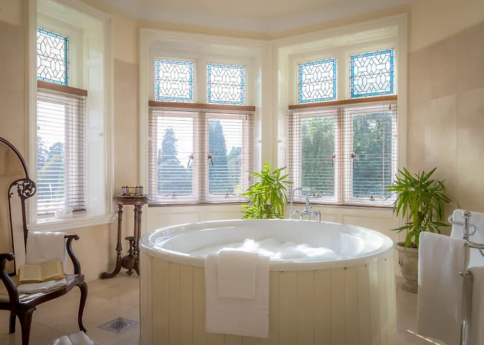 Lough Rynn Castle 4*